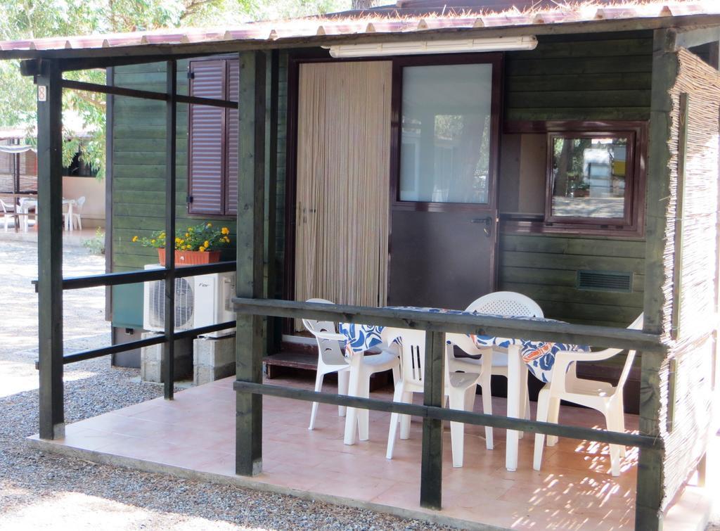 Villaggio Camping Lungomare クローパニ エクステリア 写真