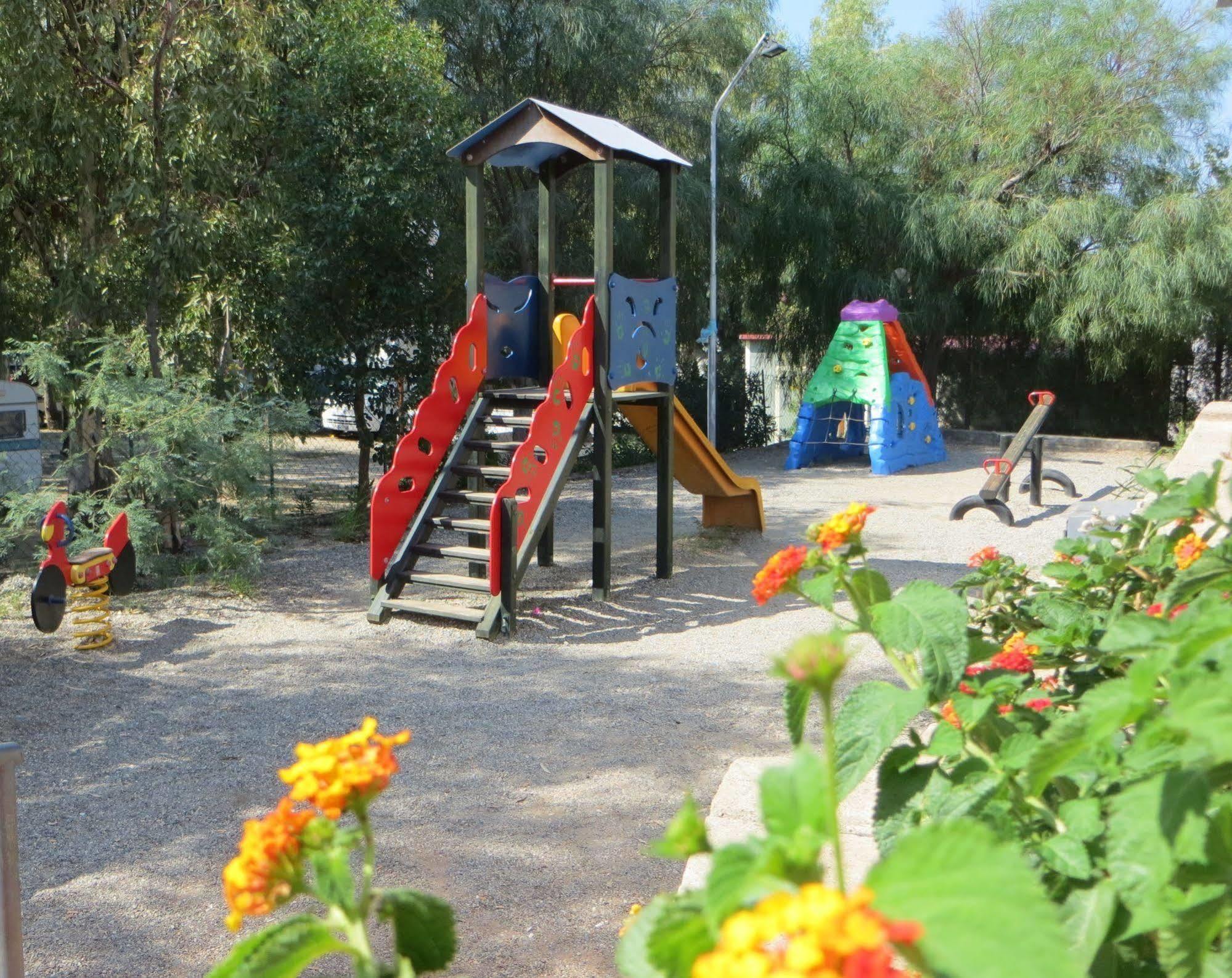 Villaggio Camping Lungomare クローパニ エクステリア 写真